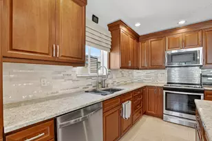 4045 NW 1st St, Delray Beach, FL 33445 - Photo 9