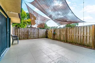 1015 10th Ct, Palm Beach Gardens, FL 33410 - Photo 23