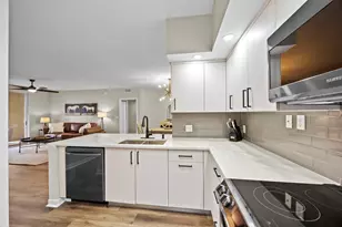 11790 St Andrews Place, Wellington, FL 33414 - Photo 15