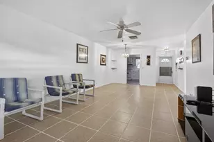 2833 Crosley Dr W, West Palm Beach, FL 33415 - Photo 11