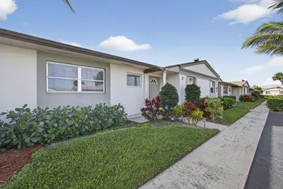 2833 Crosley Drive W #C, West Palm Beach, FL 33415 - Photo 3