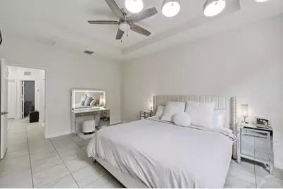 10441 W 32nd Lane, Hialeah, FL 33018 - Photo 9