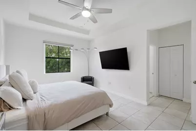 10441 W 32nd Lane, Hialeah, FL 33018 - Photo 11