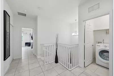 10441 W 32nd Lane, Hialeah, FL 33018 - Photo 19