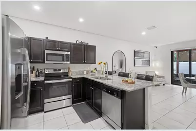 10441 W 32nd Lane, Hialeah, FL 33018 - Photo 3