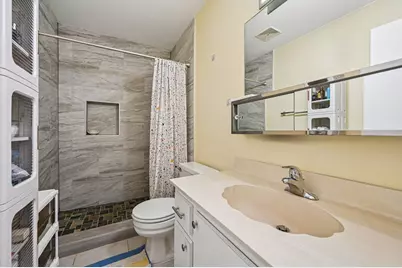 107 Lake Olive Drive, West Palm Beach, FL 33411 - Photo 19