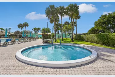 107 Lake Olive Drive, West Palm Beach, FL 33411 - Photo 37