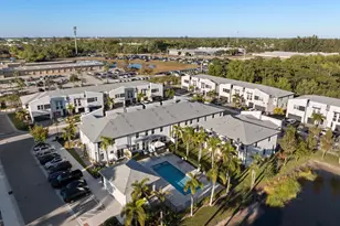 3931 SE Mentmore Ln, Stuart, FL 34997 - Photo 3