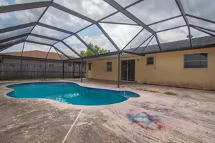 557 SW Duval Ave, Port Saint Lucie, FL 34983 - Photo 21