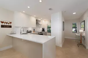 21703 Tall Palm Cir, Boca Raton, FL 33433 - Photo 9