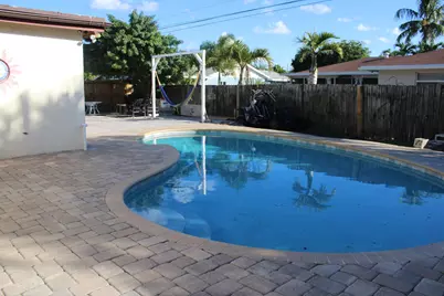 2842 Somerset Road Road, Lake Worth, FL 33462 - Photo 27