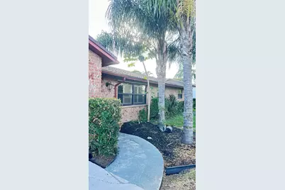 2842 Somerset Road Road, Lake Worth, FL 33462 - Photo 1