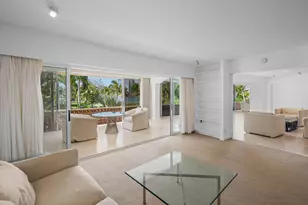 369 S Lake Dr, Palm Beach, FL 33480 - Photo 9