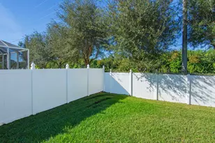 8095 Westfield Cir, Vero Beach, FL 32966 - Photo 23