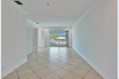 2311 NE 36th Street #2f, Pompano Beach, FL 33064 - Photo 9