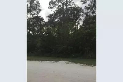 8185 W 98th Avenue, Vero Beach, FL 32967 - Photo 3