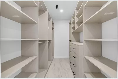 7819 Lakeside Boulevard #812, Boca Raton, FL 33434 - Photo 13