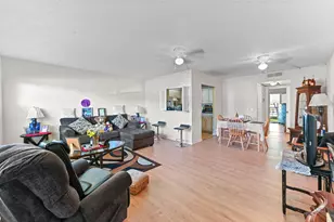 279 Mansfield G, Boca Raton, FL 33434 - Photo 3