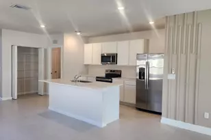 799 Carlyle Wy, Fort Pierce, FL 34947 - Photo 3