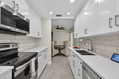 4361 NW 12th Drive NW, Pompano Beach, FL 33064 - Photo 13