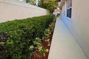 7861 Olympia Dr, West Palm Beach, FL 33411 - Photo 15