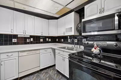 225 S Sequoia Drive, West Palm Beach, FL 33409 - Photo 27