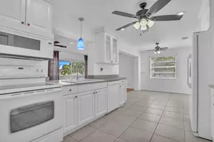 7116 Pine Bluff Dr, Lake Worth, FL 33467 - Photo 15