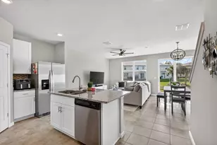 5649 Mentmore Dr, West Palm Beach, FL 33407 - Photo 5