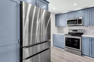 321 SE 3rd St, Dania Beach, FL 33004 - Photo 5