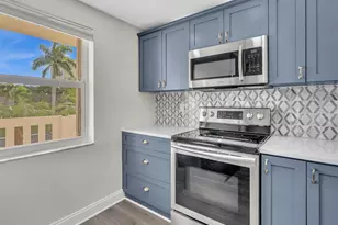 321 SE 3rd St, Dania Beach, FL 33004 - Photo 7