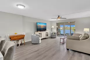 321 SE 3rd St, Dania Beach, FL 33004 - Photo 11