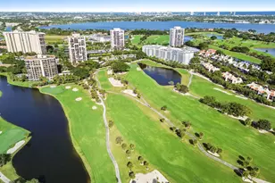 2425 Presidential Way, West Palm Beach, FL 33401 - Photo 45