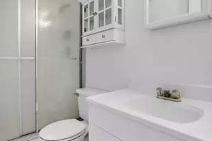 10350 SW 220th St, Cutler Bay, FL 33190 - Photo 23