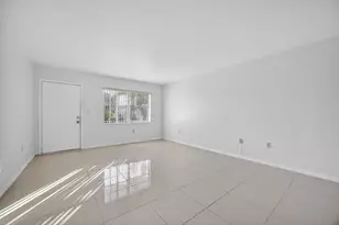 10350 SW 220th St, Cutler Bay, FL 33190 - Photo 9