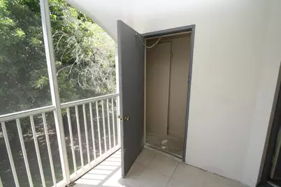 815 W Boynton Beach Boulevard #10-203, Boynton Beach, FL 33426 - Photo 17