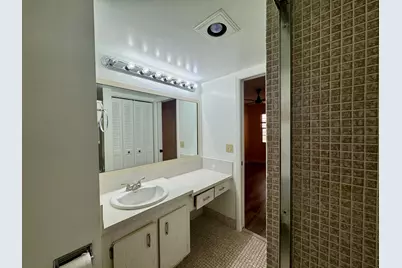 4053 Hythe C, Boca Raton, FL 33434 - Photo 19