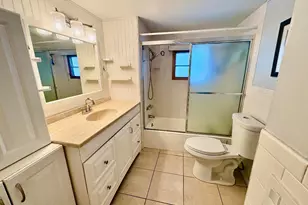 3341 State St, Hollywood, FL 33021 - Photo 5