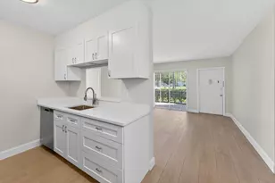 6392 Chasewood Dr, Jupiter, FL 33458 - Photo 11