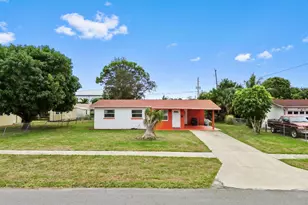 908 SE Hall St, Stuart, FL 34994 - Photo 25