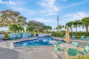 2102 Fairway Dr S, Jupiter, FL 33477 - Photo 41