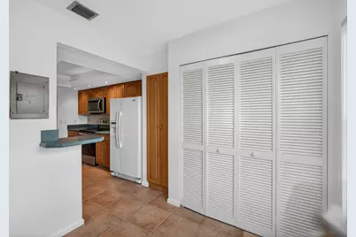 2102 Fairway Drive S, Jupiter, FL 33477 - Photo 17