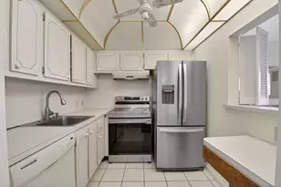 167 Preston D, Boca Raton, FL 33434 - Photo 11