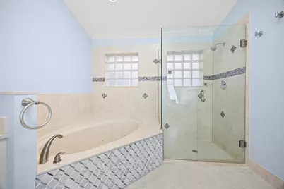 122 Eagleton Lane, Palm Beach Gardens, FL 33418 - Photo 45