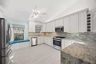 122 Eagleton Ln, Palm Beach Gardens, FL 33418 - Photo 7