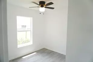 1173 W 28th St, Riviera Beach, FL 33404 - Photo 9