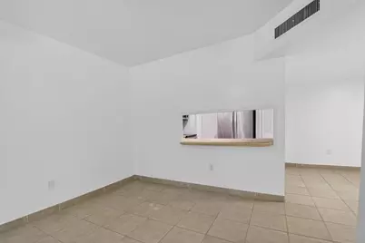 290 W Palmetto Park Road #204, Boca Raton, FL 33432 - Photo 5