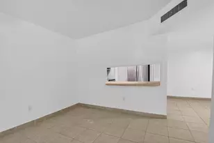 290 W Palmetto Park Rd, Boca Raton, FL 33432 - Photo 5