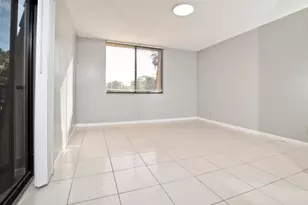 8353 Trent Ct, Boca Raton, FL 33433 - Photo 5