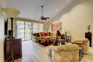 19550 Sawgrass Dr, Boca Raton, FL 33434 - Photo 7