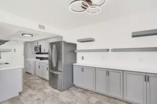 5460 N Ocean Dr, Singer Island, FL 33404 - Photo 13